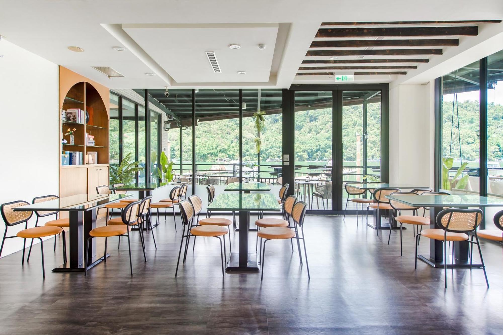 Sun Moon Lake Shui Yang Hall Ючи Екстериор снимка